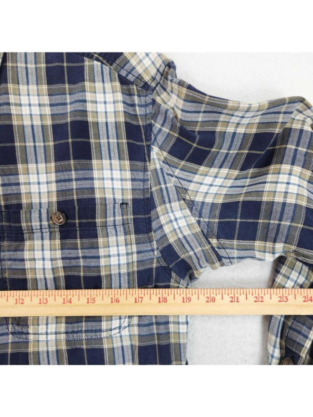 Duluth Trading Shirt Mens Small Blue Plaid Button Front Long Sleeve Cotton - Picture 3 of 9